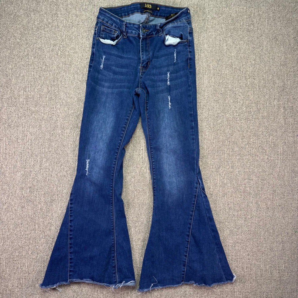 Lucky & Blessed‎ High Rise Flare Jeans Distressed Raw Hem Women's Size 6